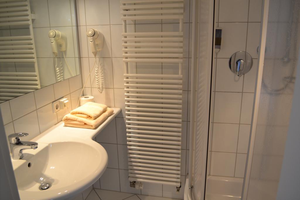 Hotel Hospiz Tuebingen Bilik gambar