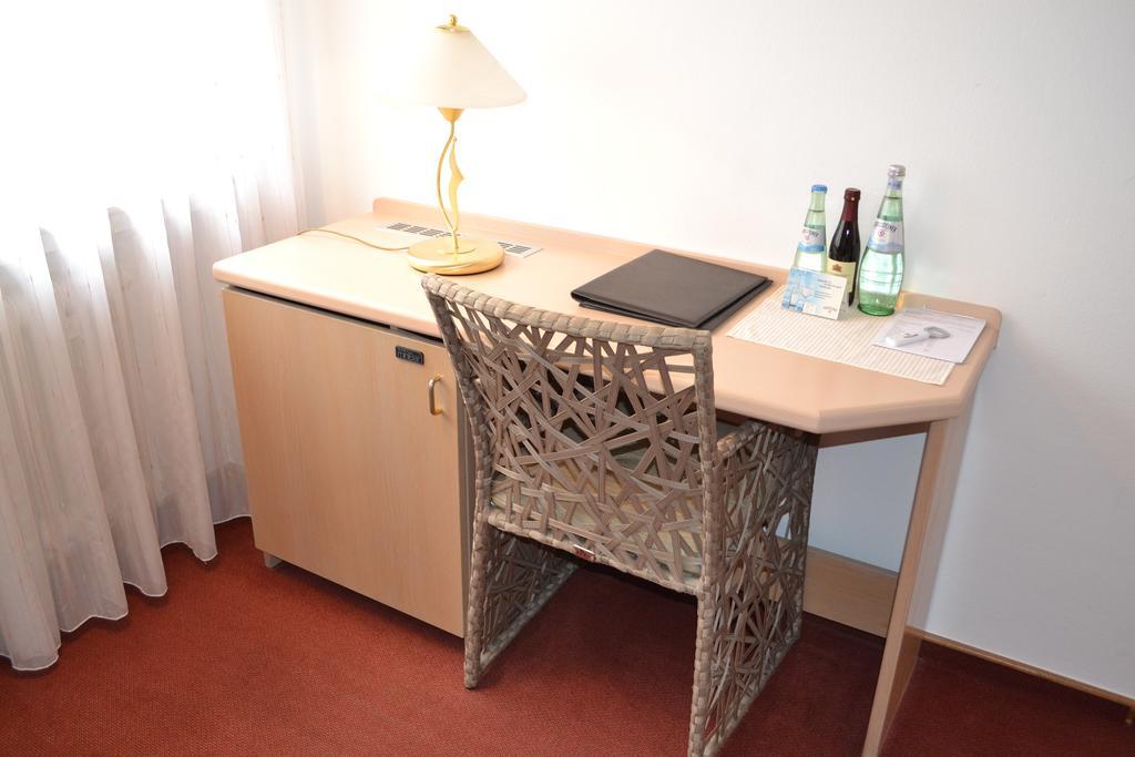 Hotel Hospiz Tuebingen Bilik gambar